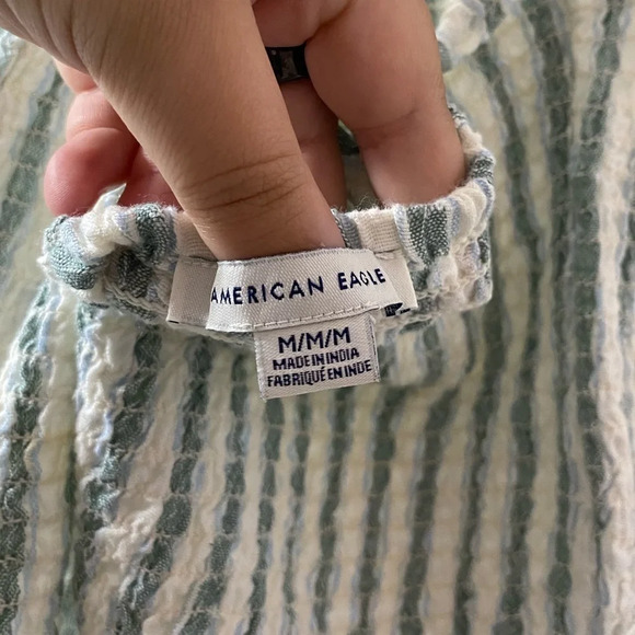 NWOT AEO Smocked Halter Top - Picture 4 of 4